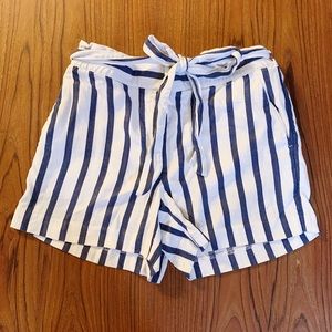 LOFT navy and white stripped shorts with pockets